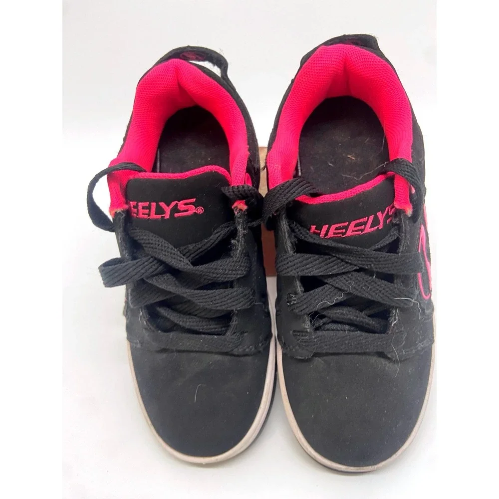 Heelys Kid's Black/ Hot Pink ‎ Low Top Roller Skate Sneakers with Wheels Size Y1
